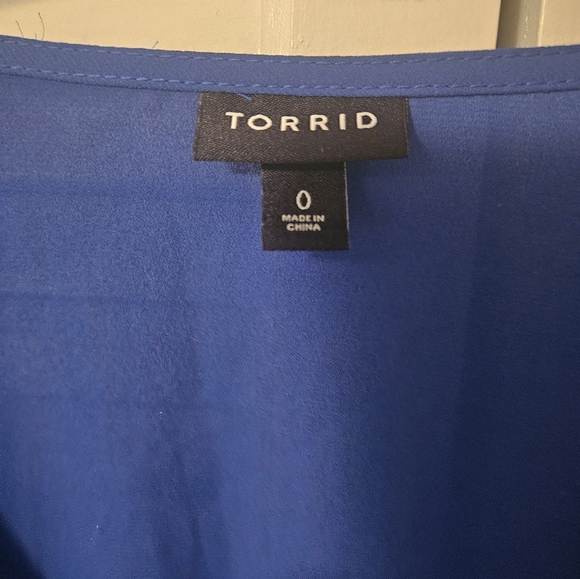 Torrid blue size 0 blouse - Picture 5 of 7